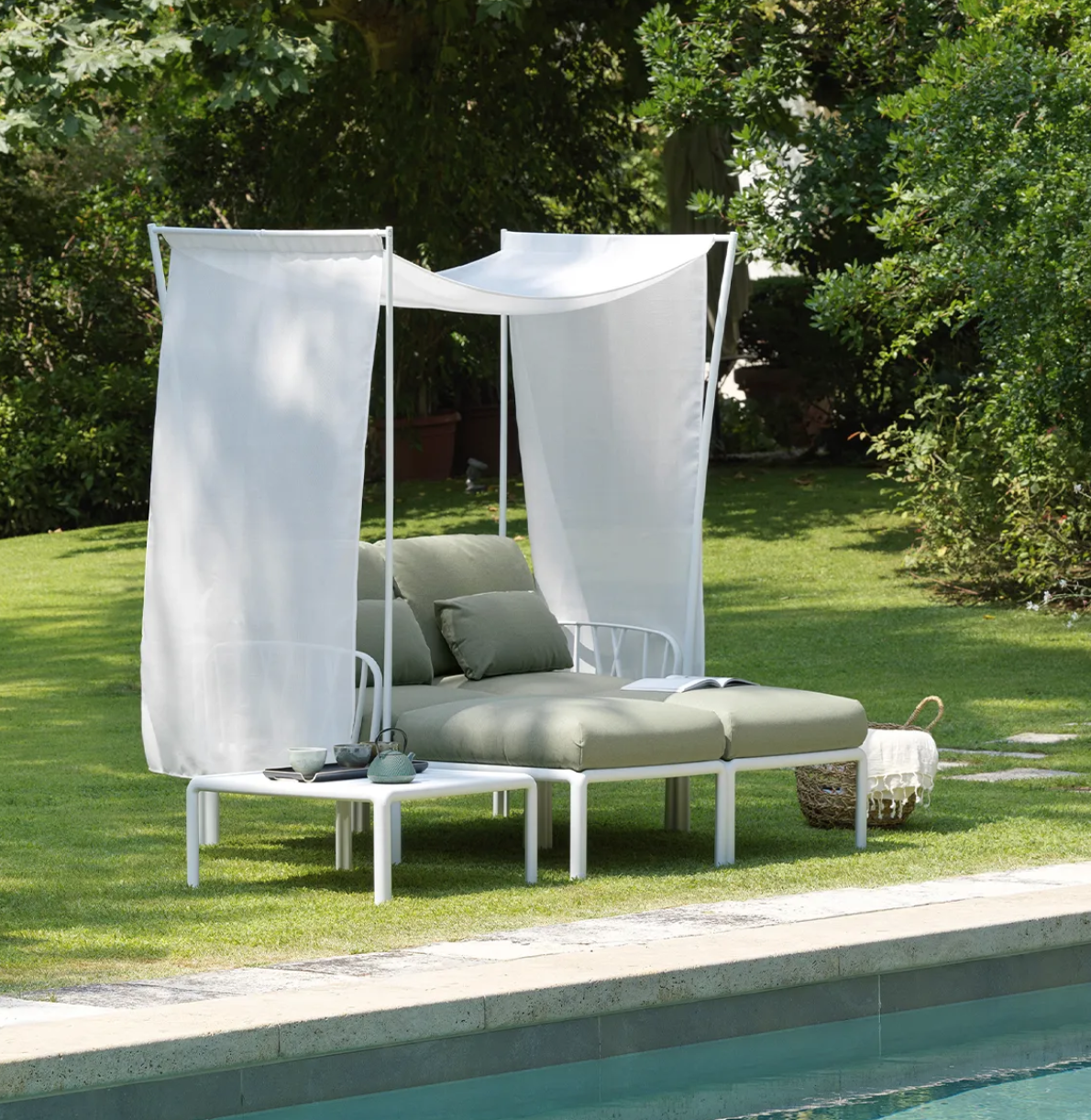 CAMASTRO MATRIMONIAL KOMODO (Tela SUNBRELLA) by NARDI (2 PLAZAS) CON TOLDO - Imagen 3
